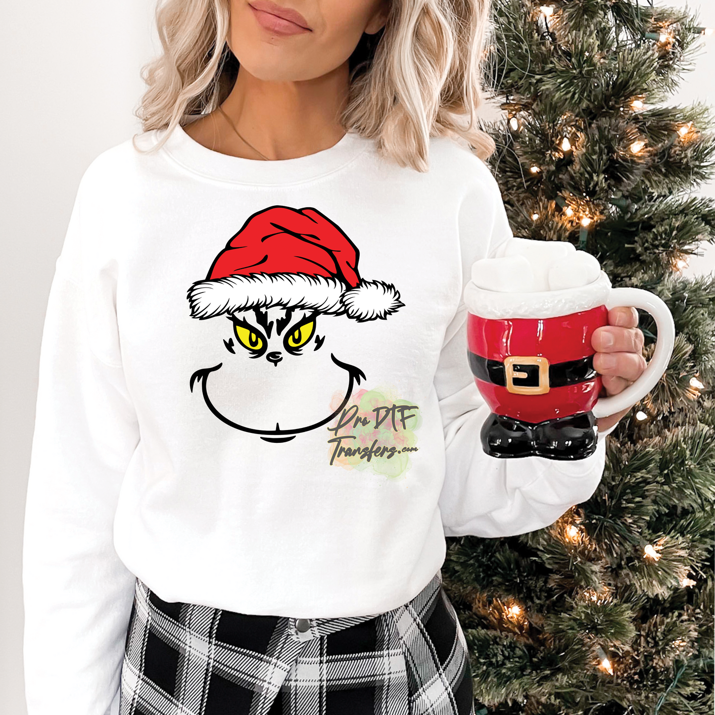 CM147 Grinch Yellow Eyes Santa Hat Full Color DTF Transfer - Pro DTF Transfers